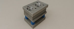 カセット式の試作アルミ金型